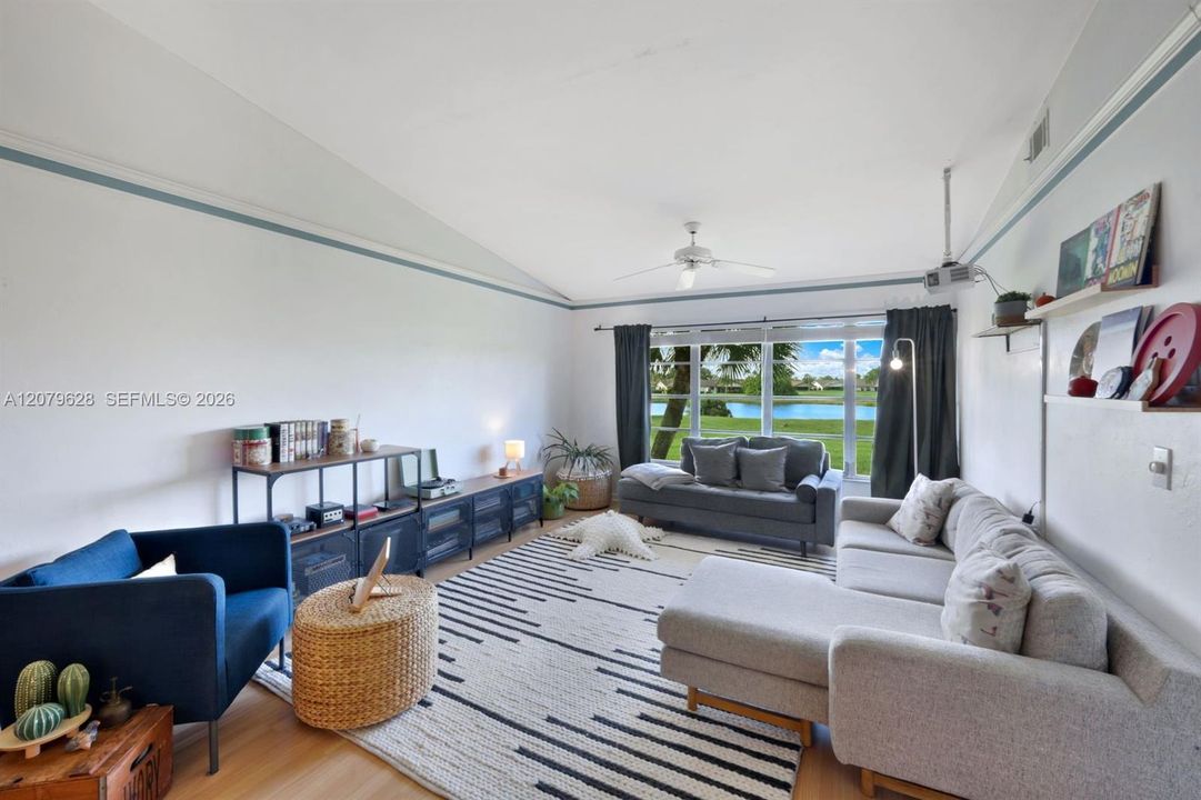 En Venta: $259,900 (2 camas, 2 baños, 1234 Pies cuadrados)