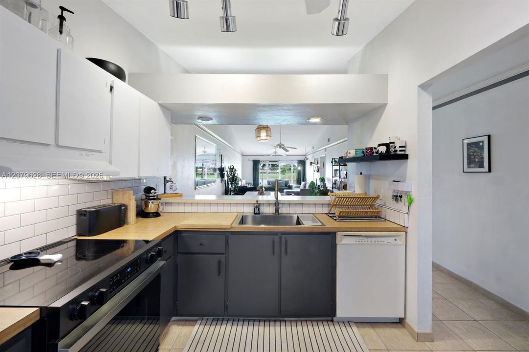 En Venta: $259,900 (2 camas, 2 baños, 1234 Pies cuadrados)
