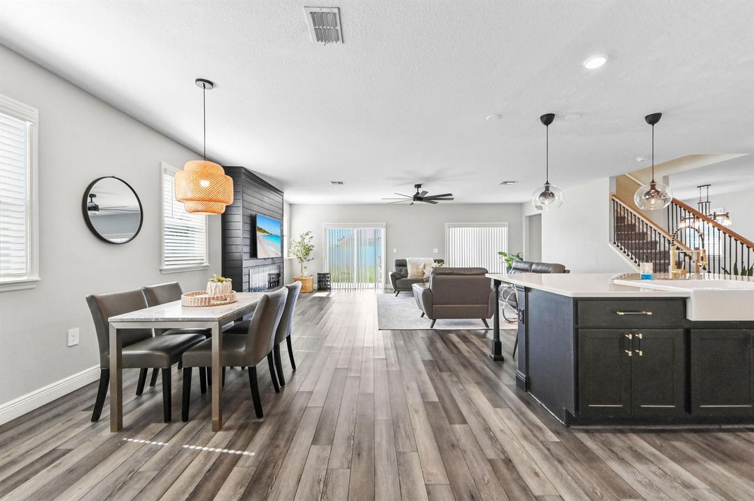 06 Dining area 01