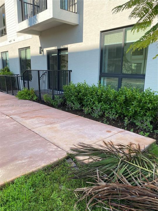 For Sale: $539,900 (3 beds, 2 baths, 1124 Square Feet)