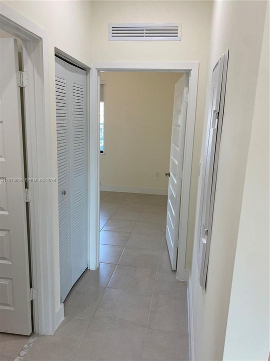 For Sale: $539,900 (3 beds, 2 baths, 1124 Square Feet)