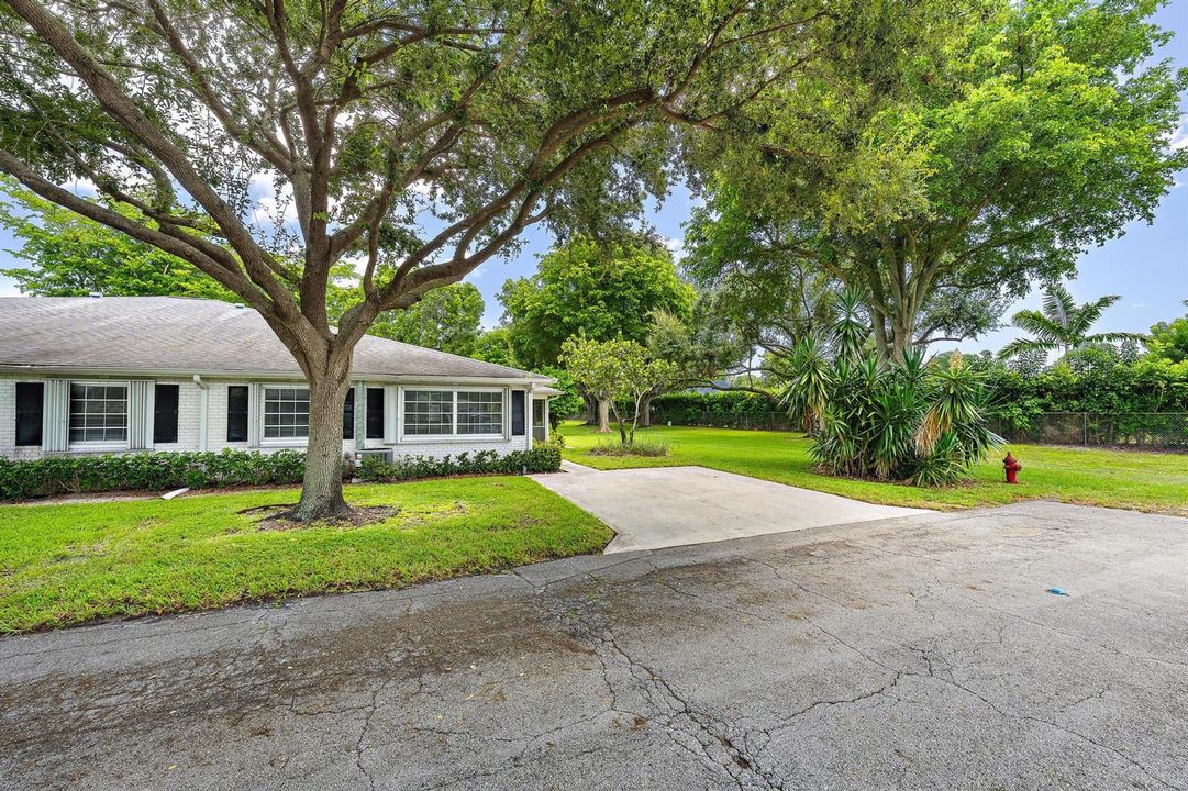 10168 S 40th Trail 278-17