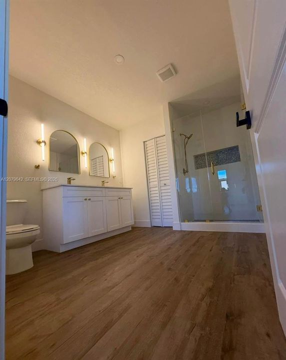 For Rent: $3,400 (3 beds, 2 baths, 1739 Square Feet)