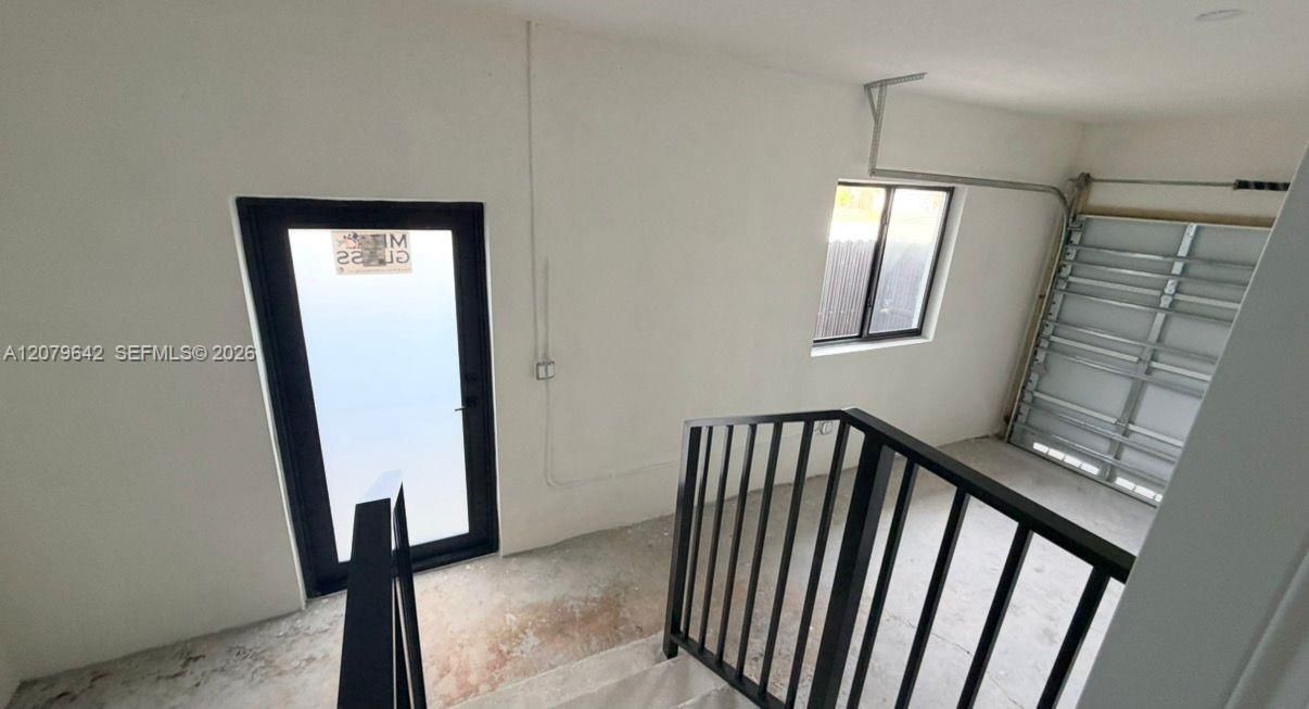 For Rent: $3,400 (3 beds, 2 baths, 1739 Square Feet)