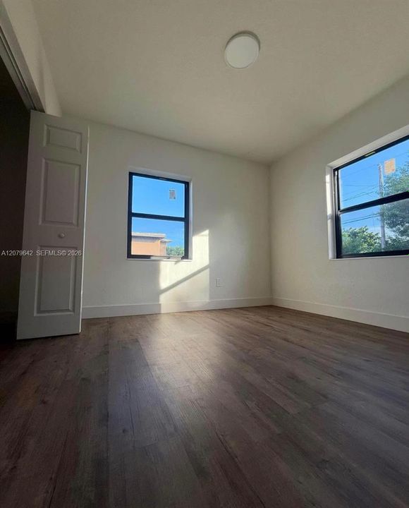 For Rent: $3,400 (3 beds, 2 baths, 1739 Square Feet)