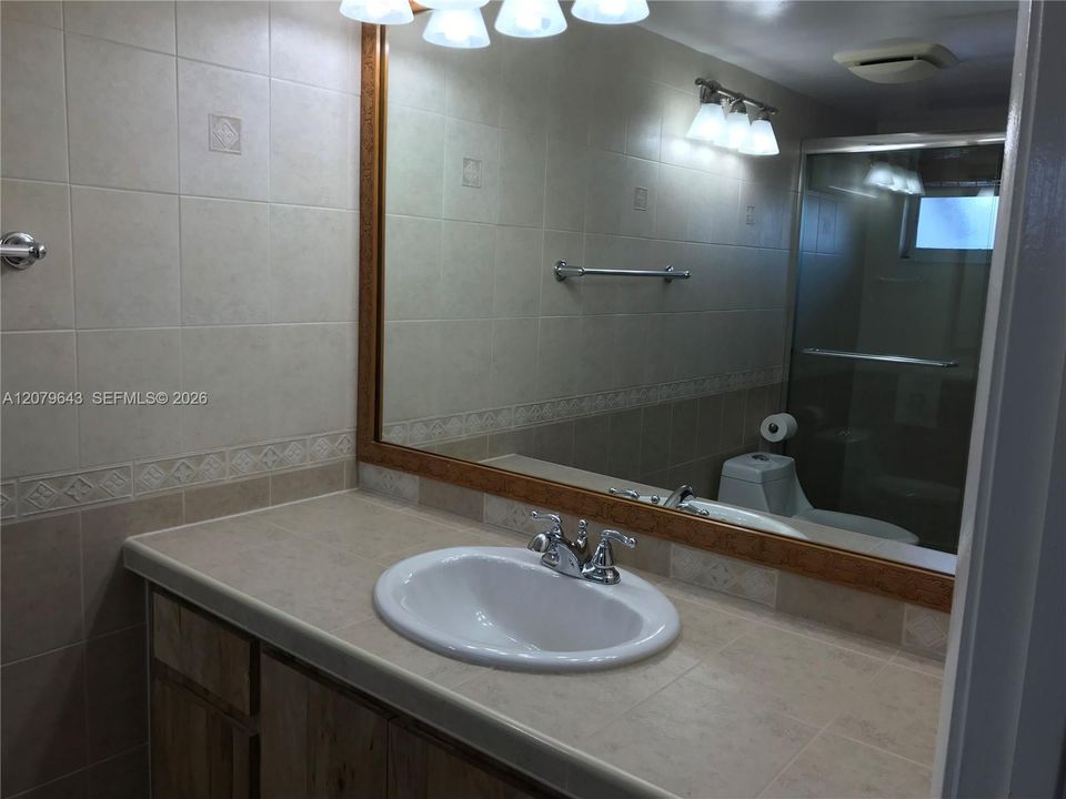For Rent: $3,300 (3 beds, 3 baths, 1908 Square Feet)