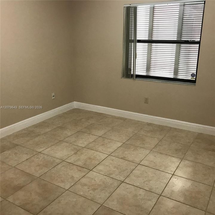 For Rent: $3,300 (3 beds, 3 baths, 1908 Square Feet)