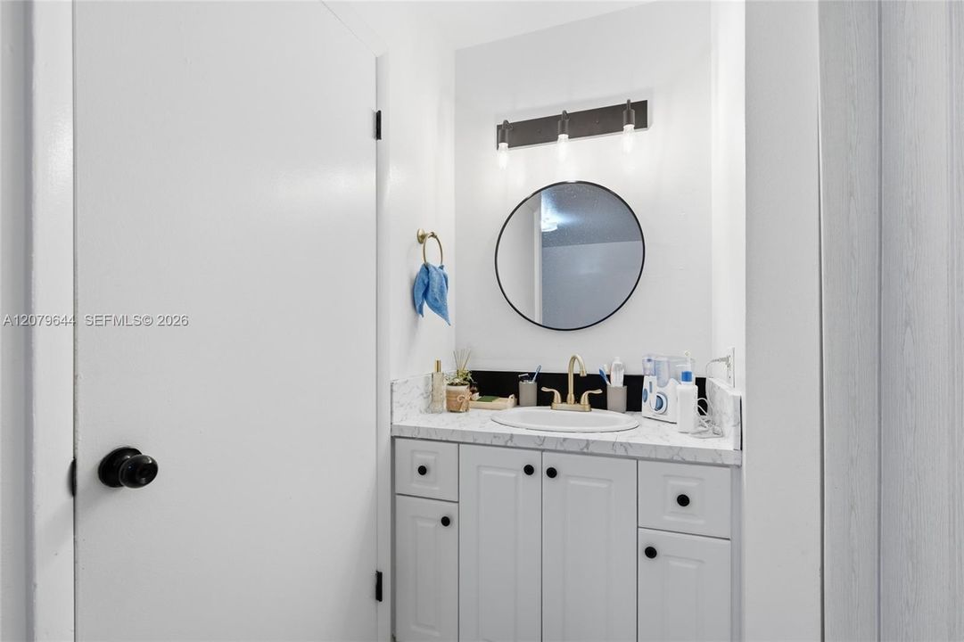 For Sale: $590,000 (4 beds, 2 baths, 1368 Square Feet)