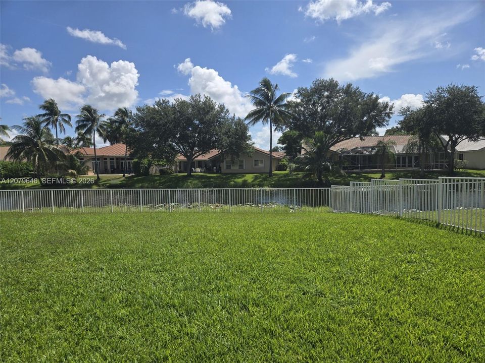 For Rent: $2,500 (1 beds, 1 baths, 3974 Square Feet)