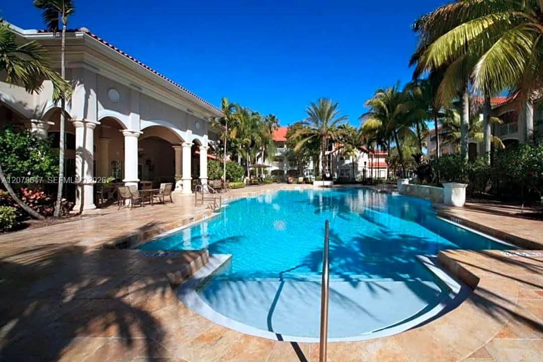 En Venta: $325,000 (2 camas, 2 baños, 1130 Pies cuadrados)