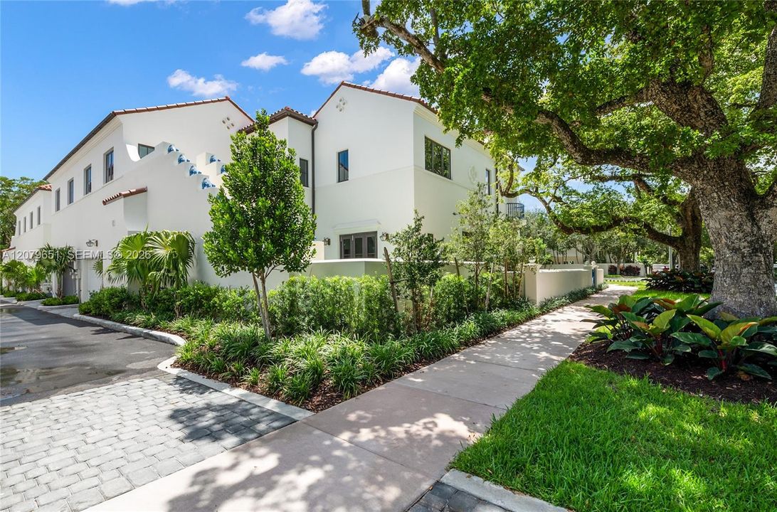 For Sale: $4,800,000 (3 beds, 3 baths, 0 Square Feet)