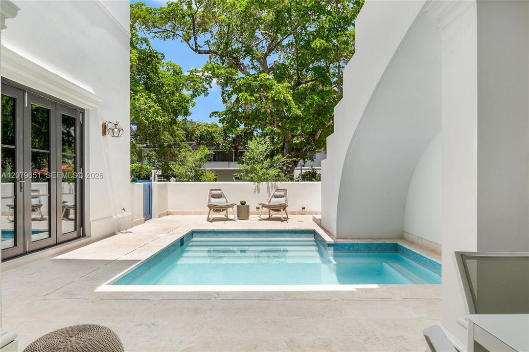 For Sale: $4,800,000 (3 beds, 3 baths, 0 Square Feet)
