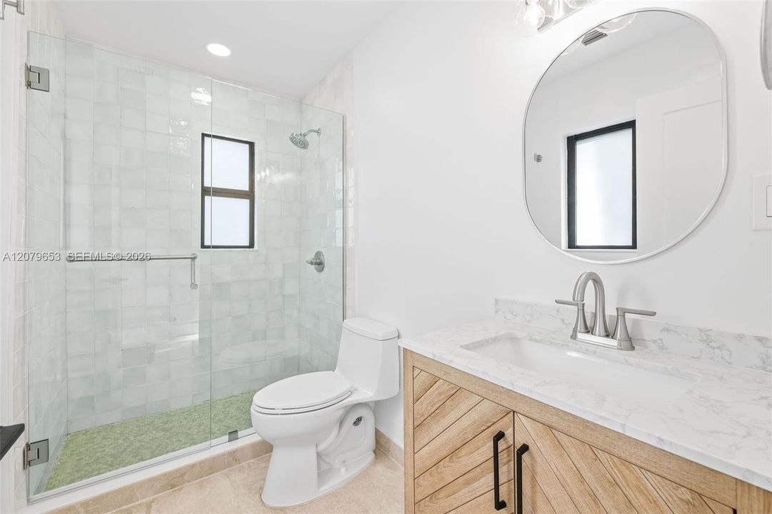 For Rent: $6,500 (3 beds, 3 baths, 1707 Square Feet)