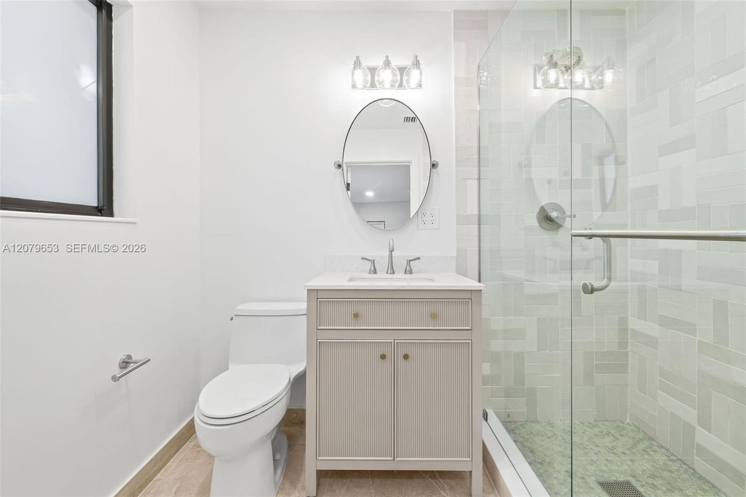 For Rent: $6,500 (3 beds, 3 baths, 1707 Square Feet)