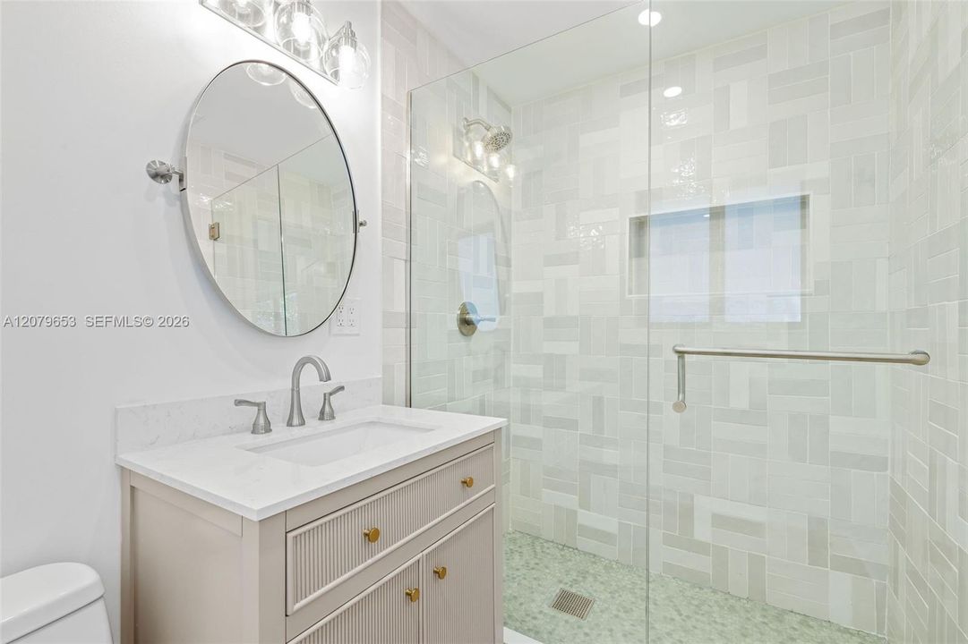 For Rent: $6,500 (3 beds, 3 baths, 1707 Square Feet)