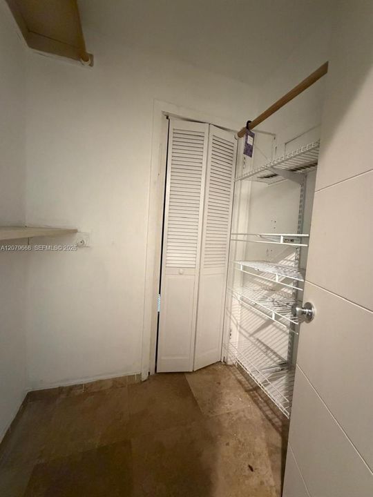 На продажу: $178,000 (1 спален, 1 ванн, 954 Квадратных фут)