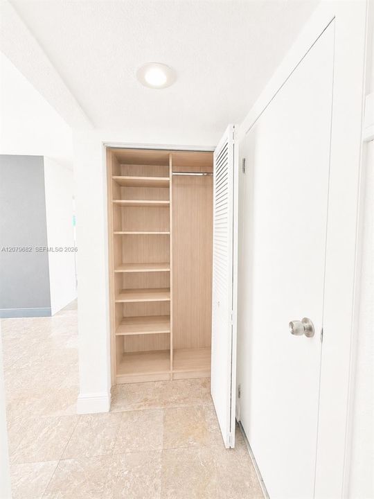For Rent: $2,950 (2 beds, 2 baths, 1824 Square Feet)
