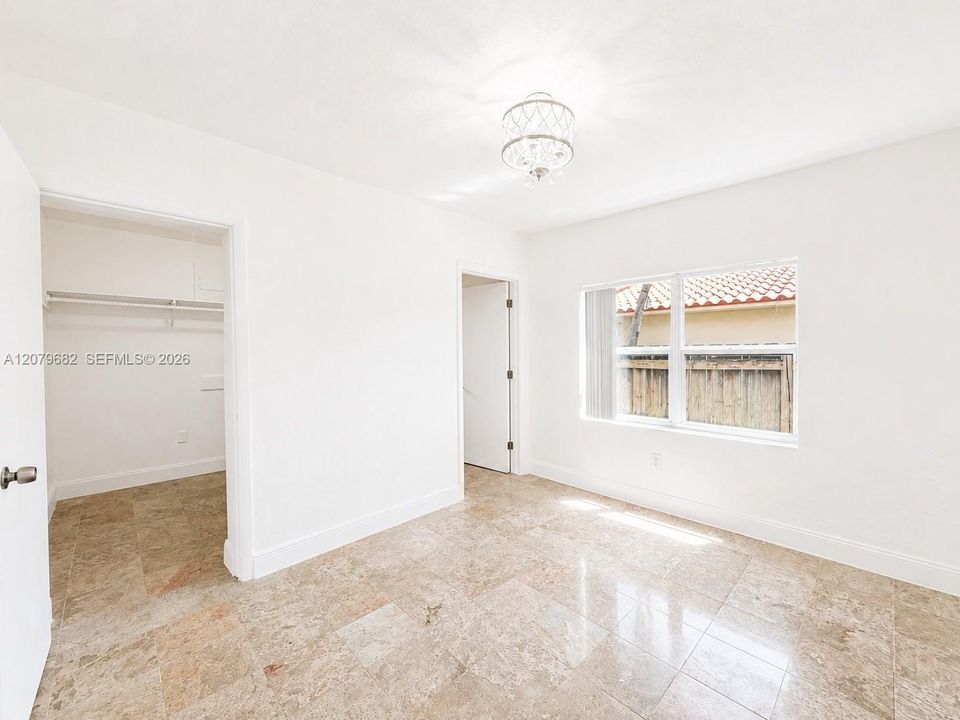 For Rent: $2,950 (2 beds, 2 baths, 1824 Square Feet)