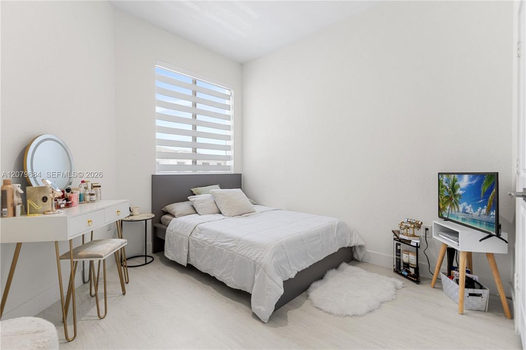 В аренду: $3,200 (4 спален, 2 ванн, 1530 Квадратных фут)
