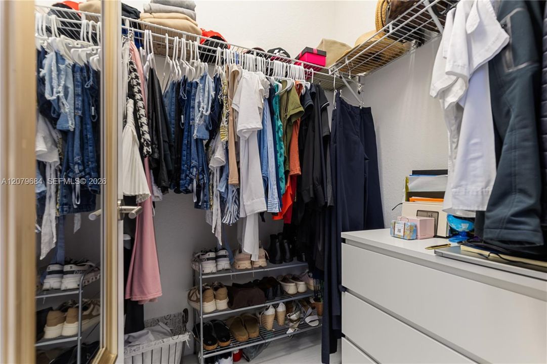 В аренду: $3,200 (4 спален, 2 ванн, 1530 Квадратных фут)