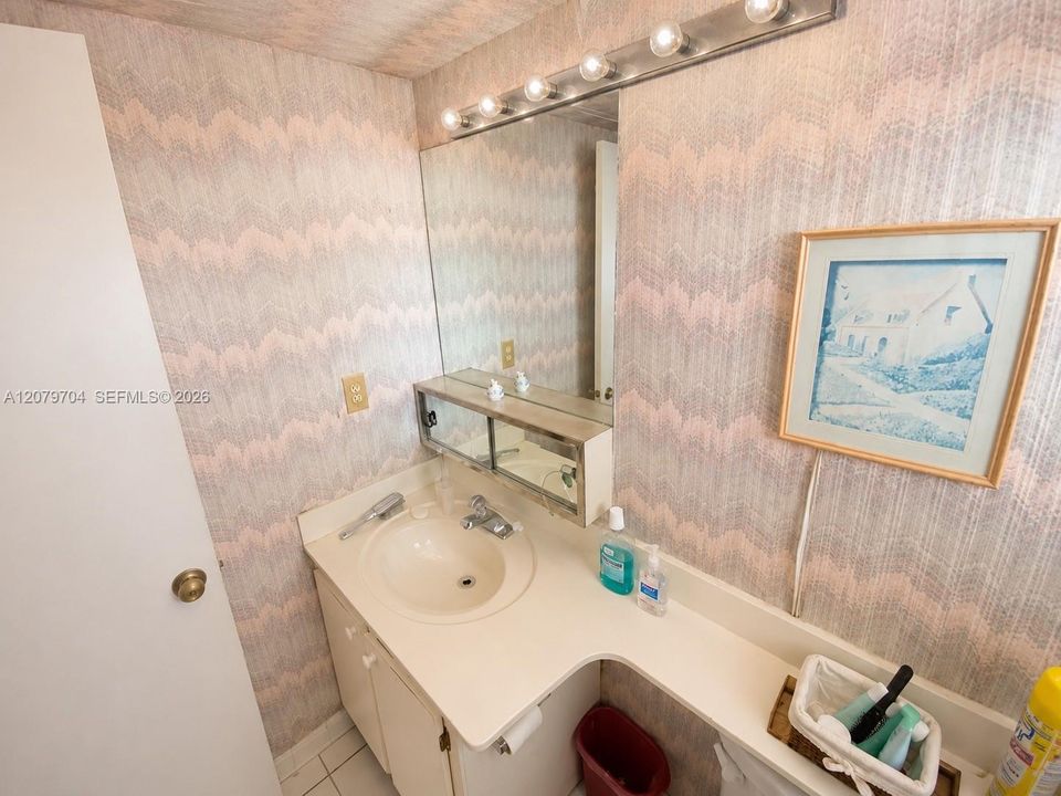 En Venta: $160,000 (1 camas, 2 baños, 900 Pies cuadrados)