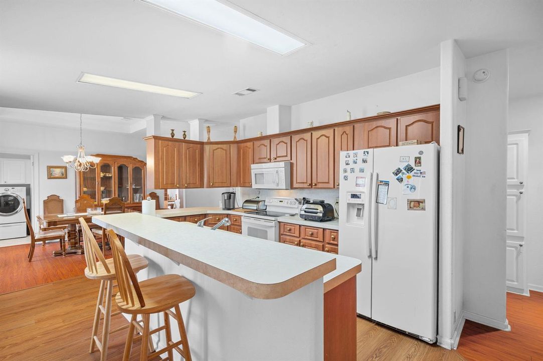 13-web-or-mls-8185 14th Hole Dr - 13
