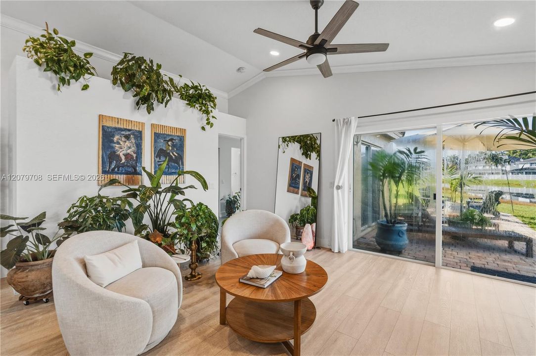 For Rent: $4,200 (3 beds, 2 baths, 1420 Square Feet)