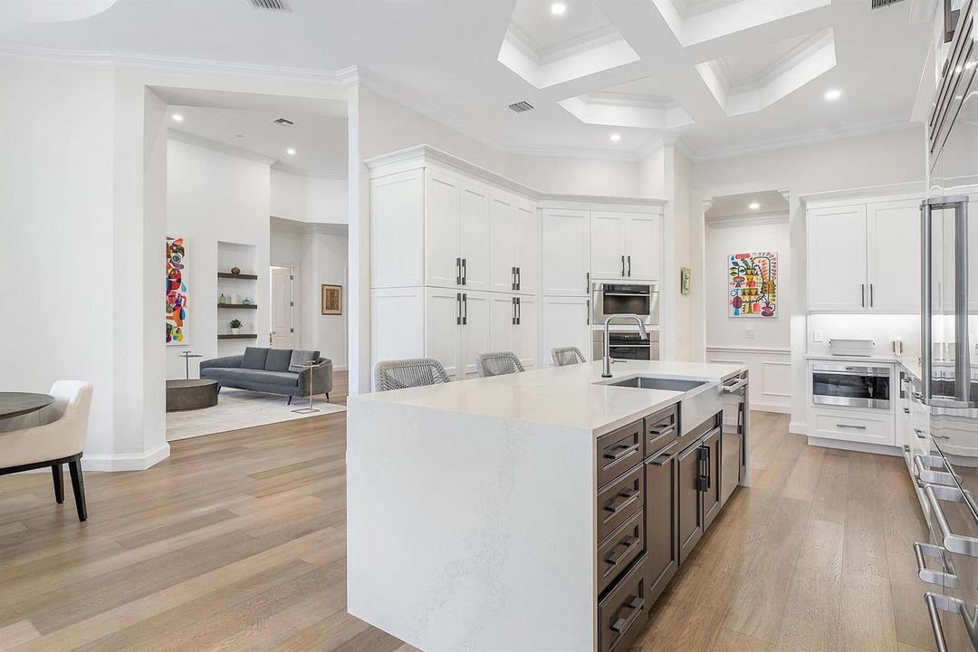 2212_Acorn_Palm_Road_19