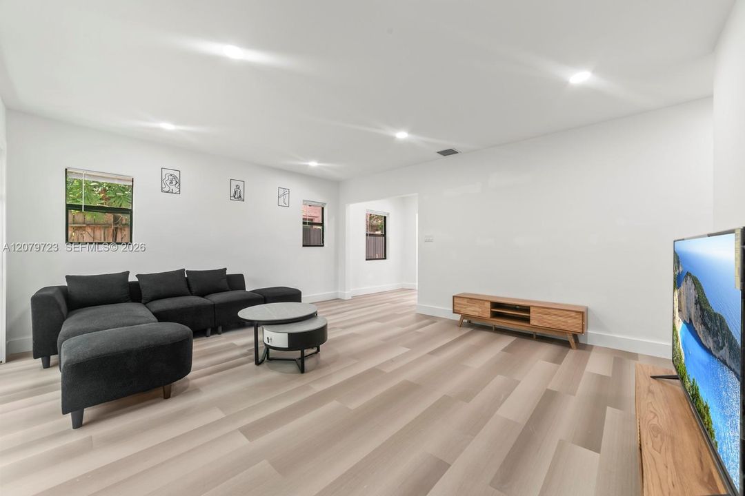 En Venta: $950,000 (0 camas, 0 baños, 2886 Pies cuadrados)