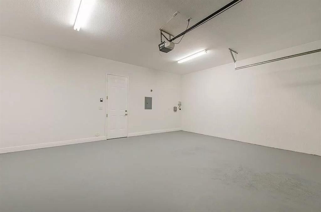 Garage 1