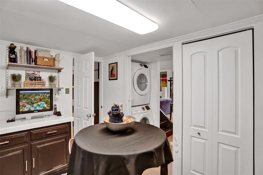 For Rent: $2,850 (3 beds, 2 baths, 1330 Square Feet)