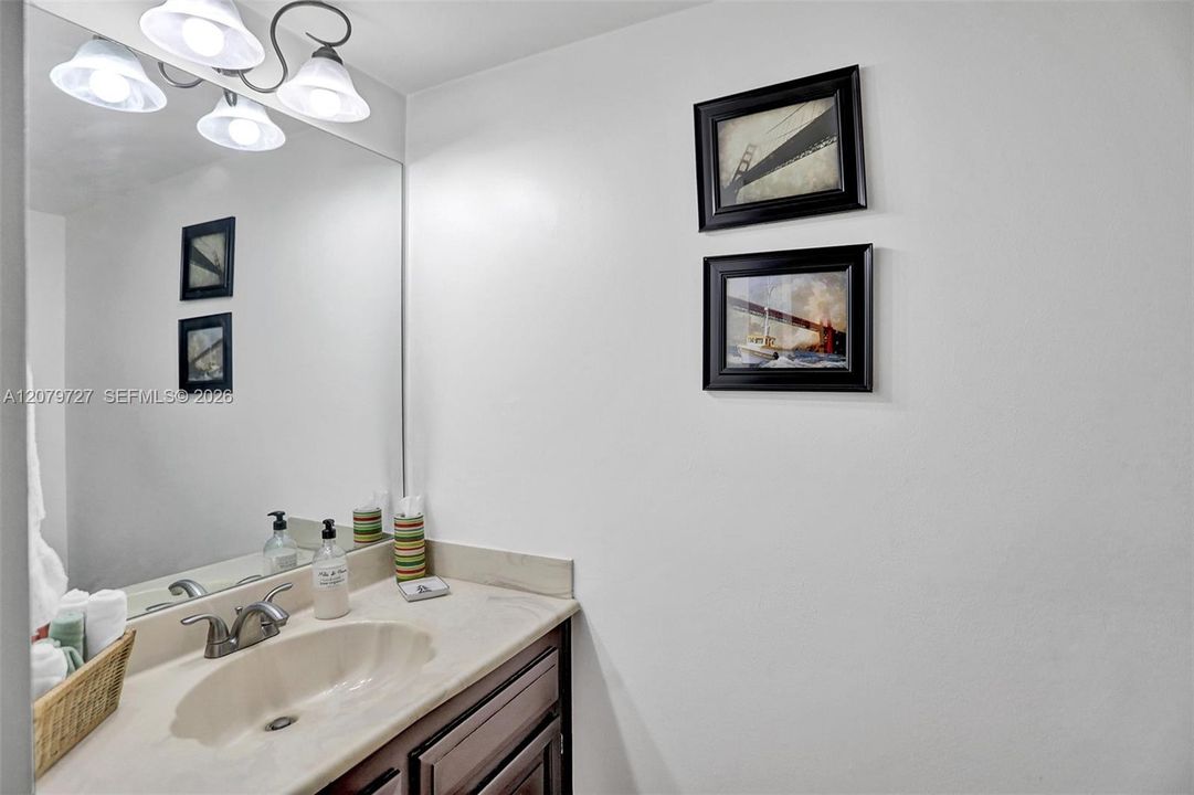 For Rent: $2,850 (3 beds, 2 baths, 1330 Square Feet)