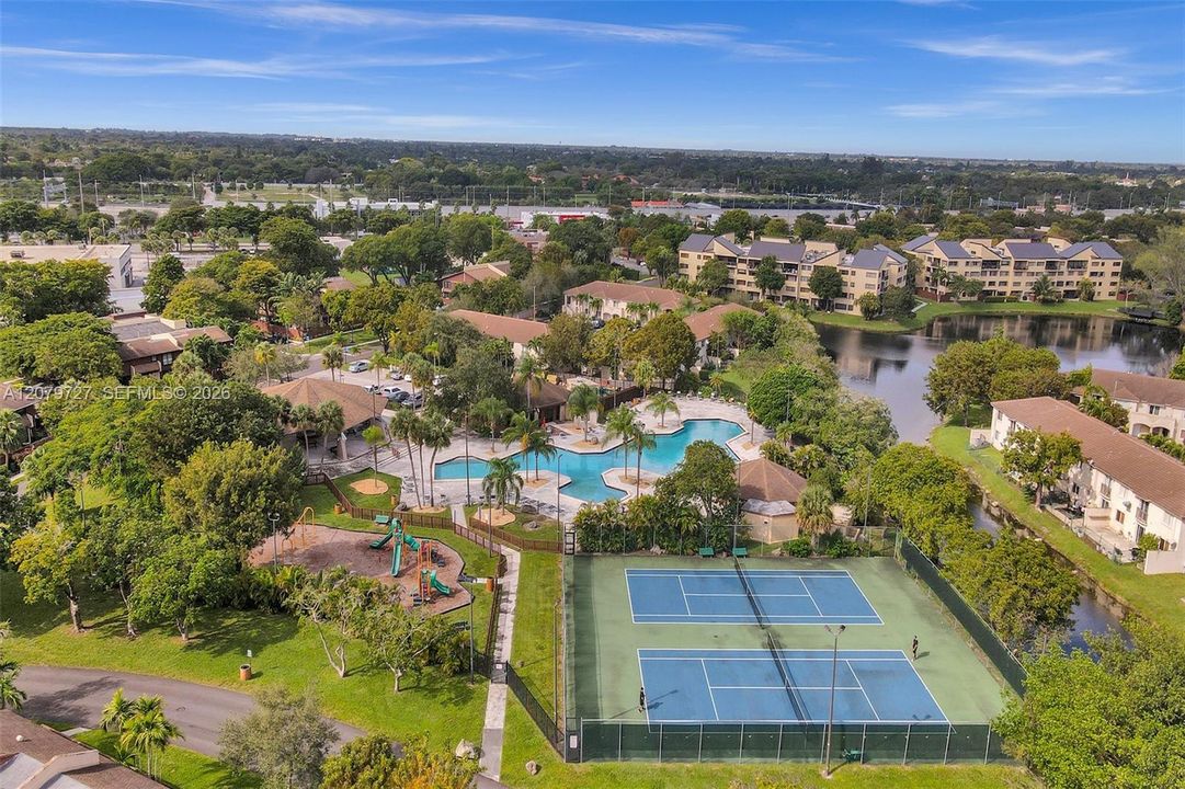 For Rent: $2,850 (3 beds, 2 baths, 1330 Square Feet)