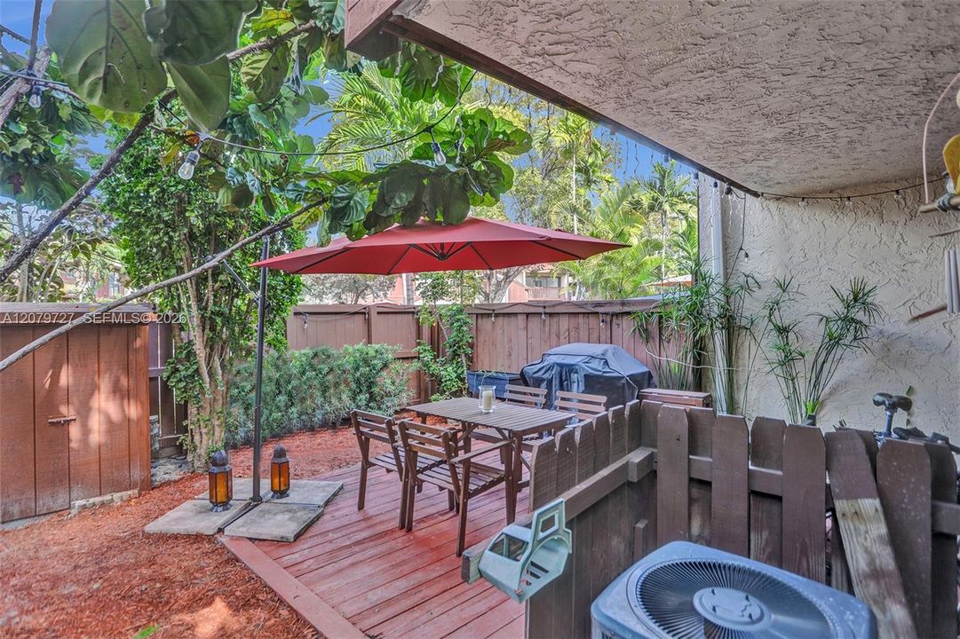 For Rent: $2,850 (3 beds, 2 baths, 1330 Square Feet)