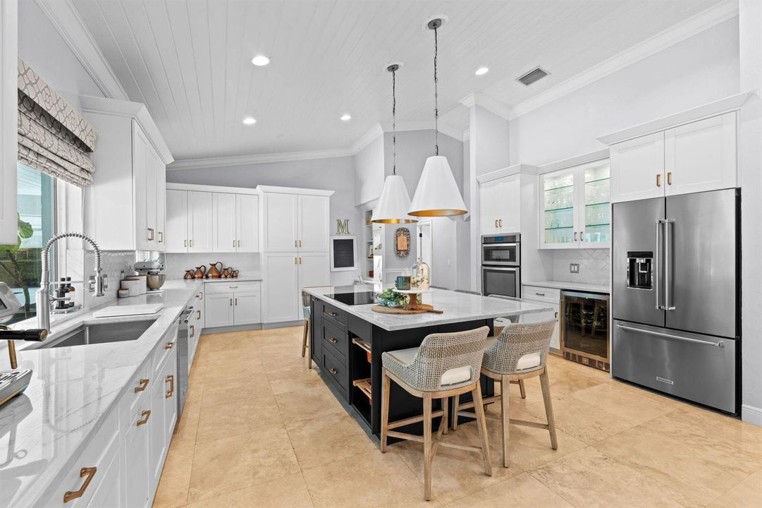 27-web-or-mls-A7406651