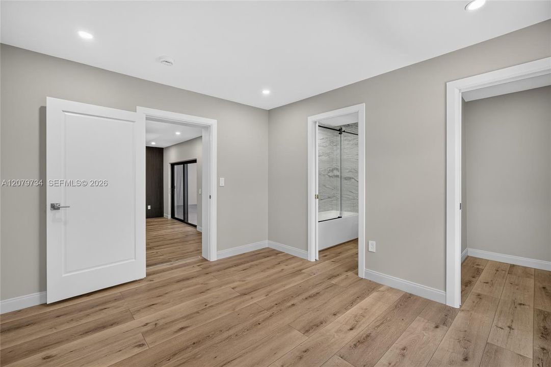 Primary suite