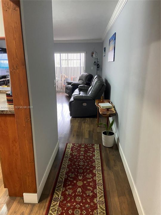 En Venta: $237,900 (2 camas, 2 baños, 802 Pies cuadrados)