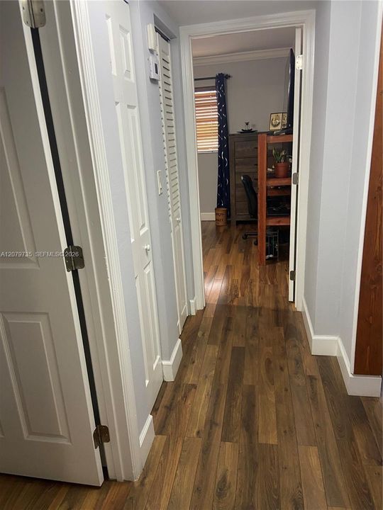 En Venta: $237,900 (2 camas, 2 baños, 802 Pies cuadrados)
