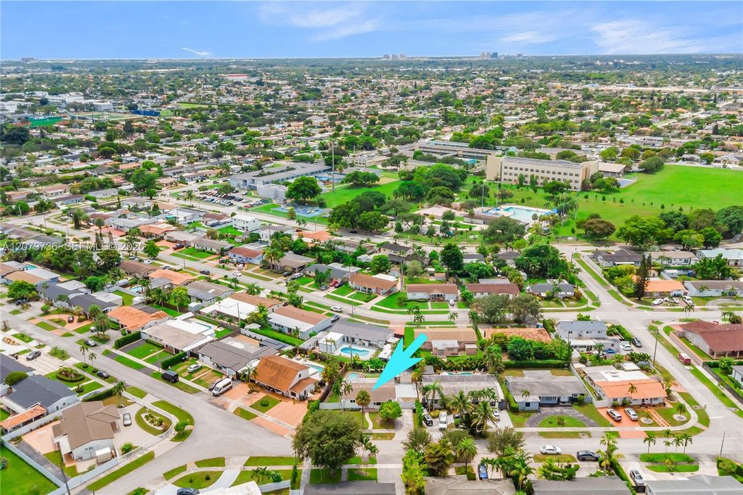 For Sale: $635,000 (2 beds, 2 baths, 1118 Square Feet)