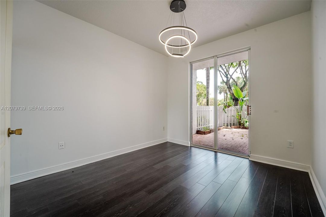 For Sale: $485,000 (3 beds, 2 baths, 1700 Square Feet)
