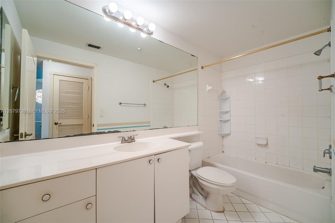 For Sale: $485,000 (3 beds, 2 baths, 1700 Square Feet)