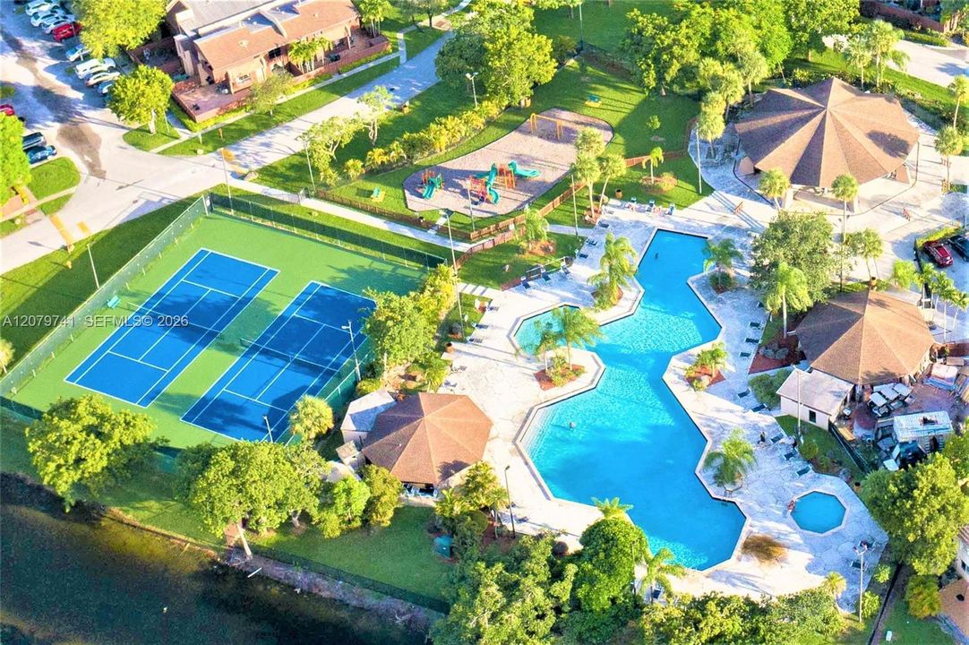 Resort-like amenities and a winning-award pool by Homes and Gardens,