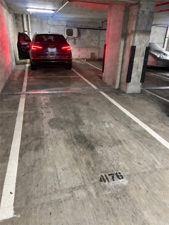 tandem 2 parking spaces