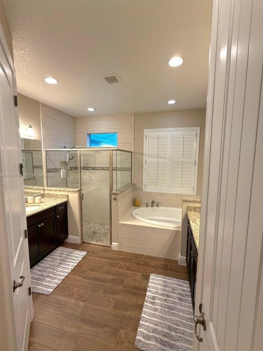 For Sale: $969,999 (4 beds, 3 baths, 2745 Square Feet)