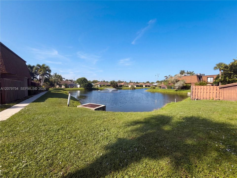 For Sale: $340,000 (2 beds, 2 baths, 1320 Square Feet)