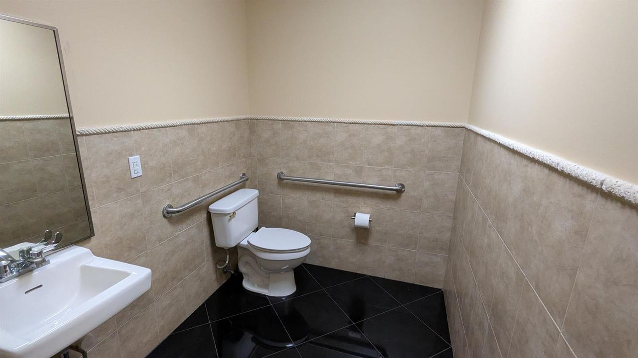 3940 Coral Ridge Dr 24-25 Dan Lazar PA (
