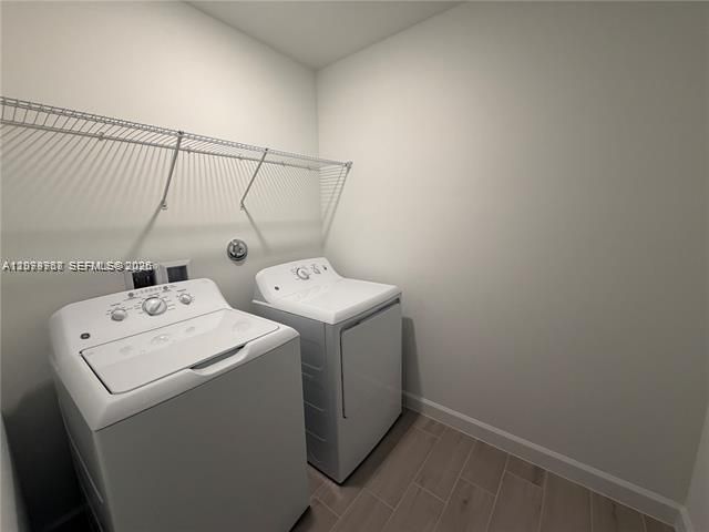 En Renta: $3,990 (4 camas, 3 baños, 2180 Pies cuadrados)