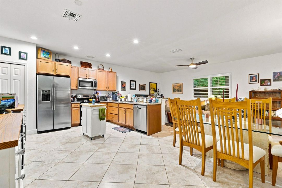 kitchen-dining from entry