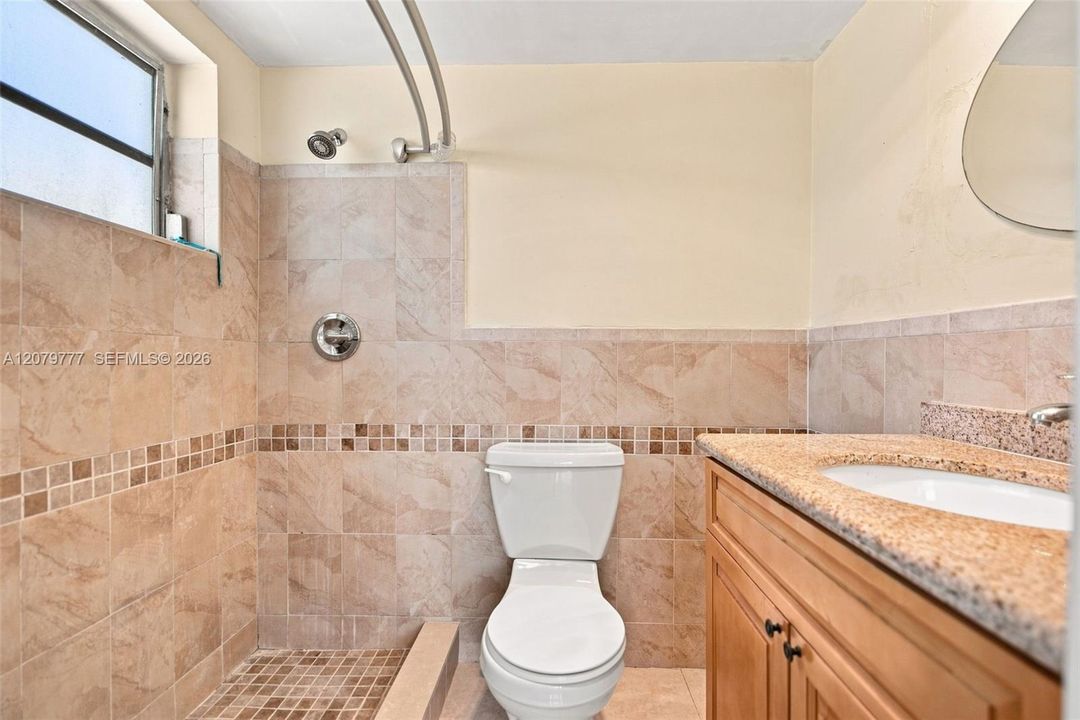 В аренду: $2,200 (2 спален, 2 ванн, 1136 Квадратных фут)