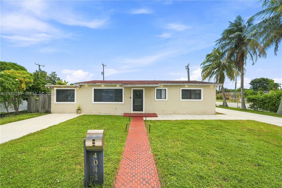 For Sale: $720,000 (3 beds, 2 baths, 1528 Square Feet)